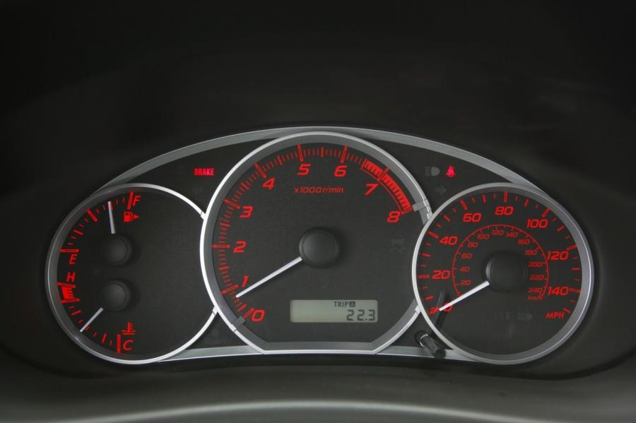  Subaru Impreza WRX Sedan 2011 года  (фото 19 из 34)